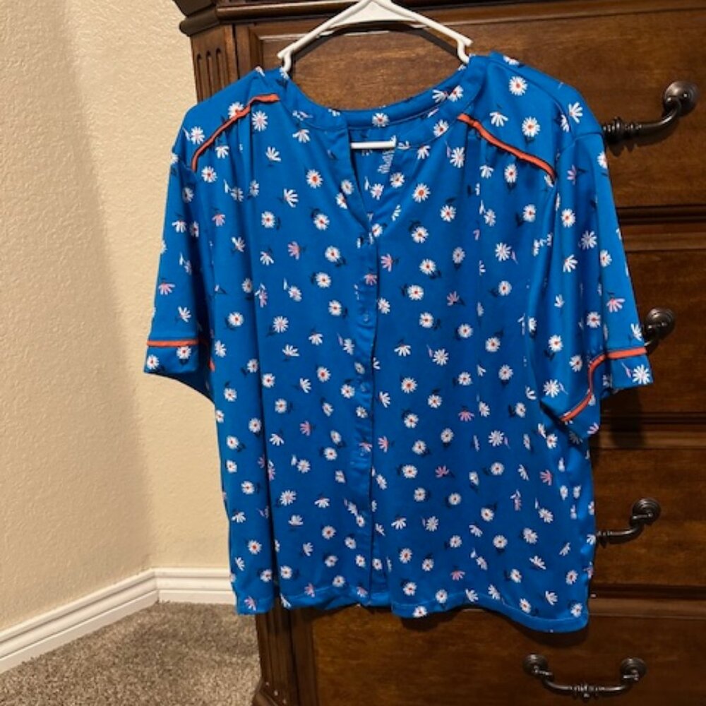 Women's Cuddl Duds® Short Sleeve Split Neck Pajama Top and Pajama Shorts Set XL